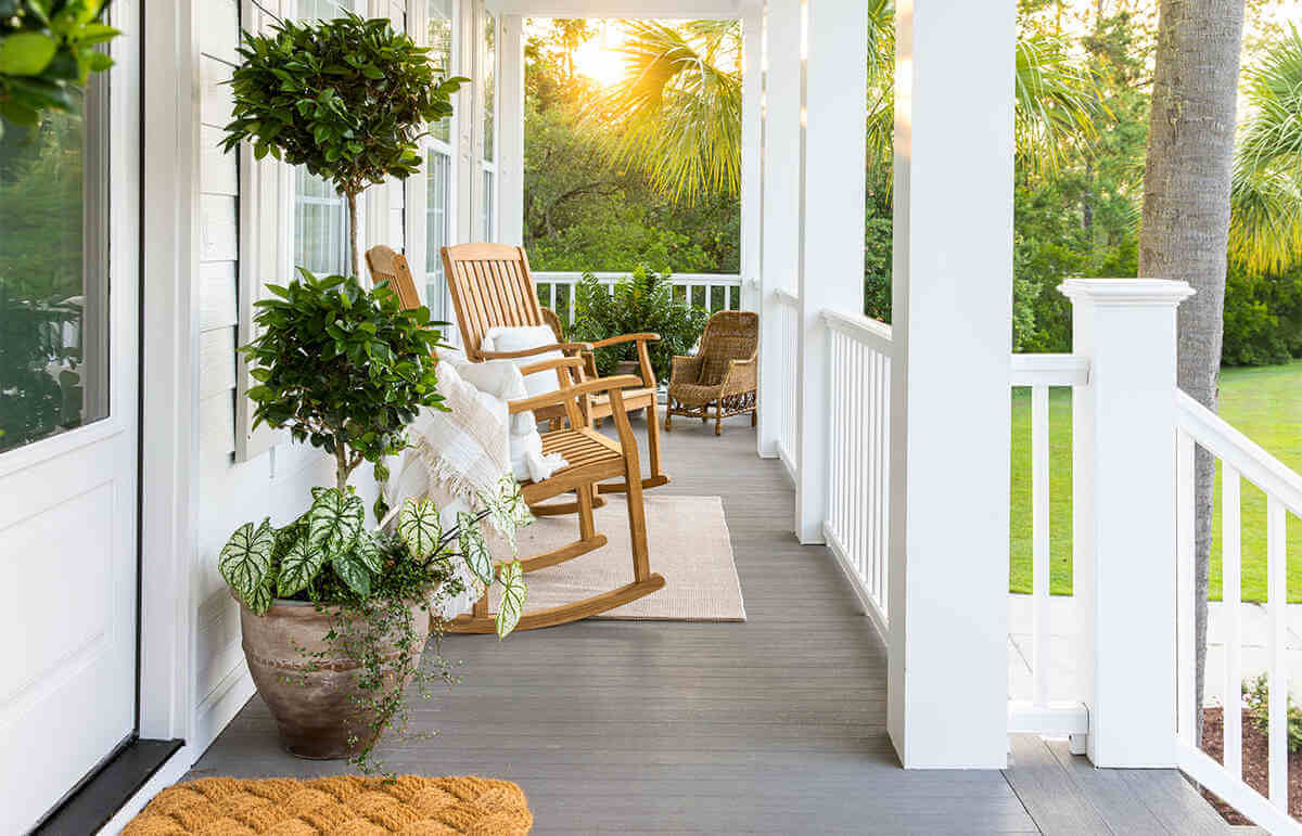 Patio Shade Ideas To Beat The Summer Heat (1)
