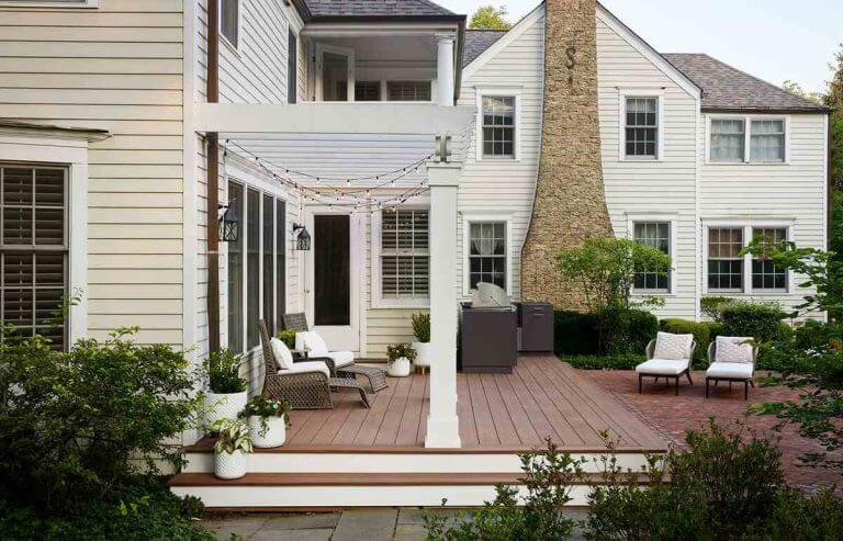 What Are The Differences Between Decks, Balconies, Verandas And Porches (1)