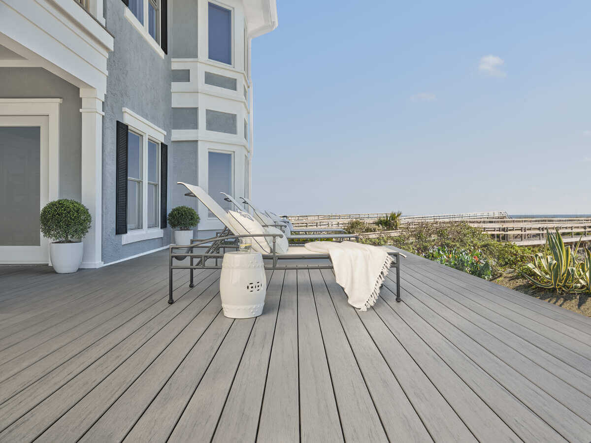 How To Choose The Right Deck Size For Your Home (1) (1)