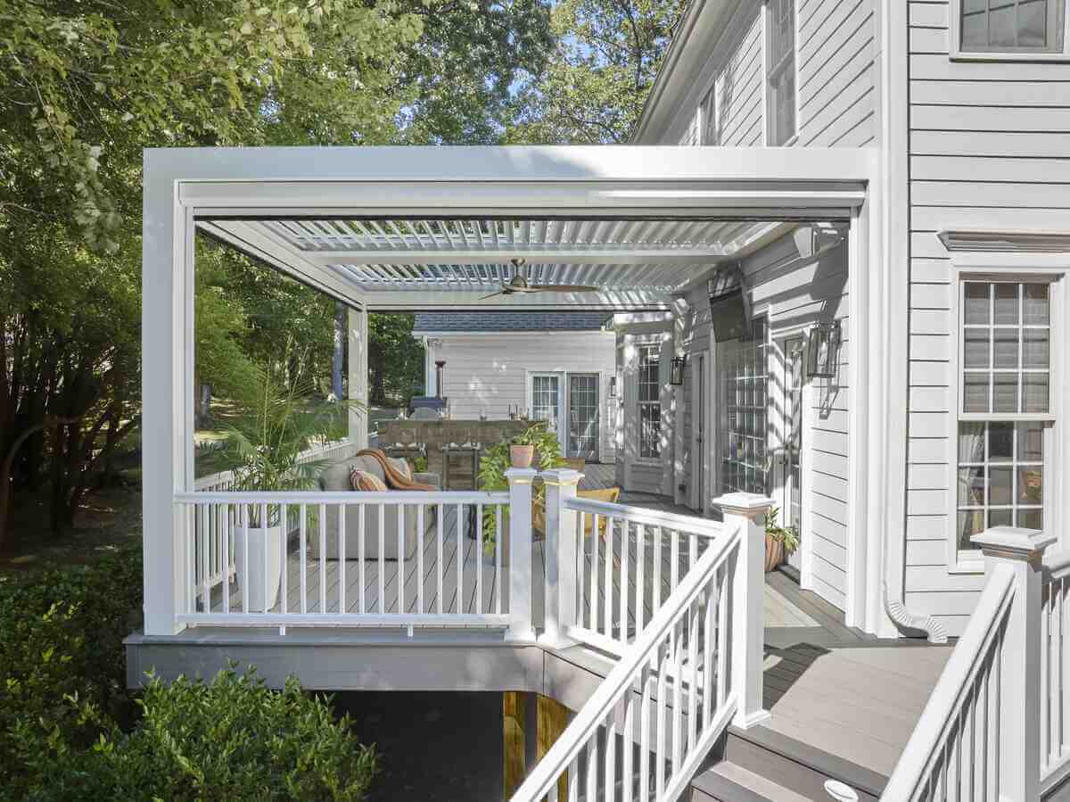 Is It Better To Attach A Deck To A House Or Not- copy (1)