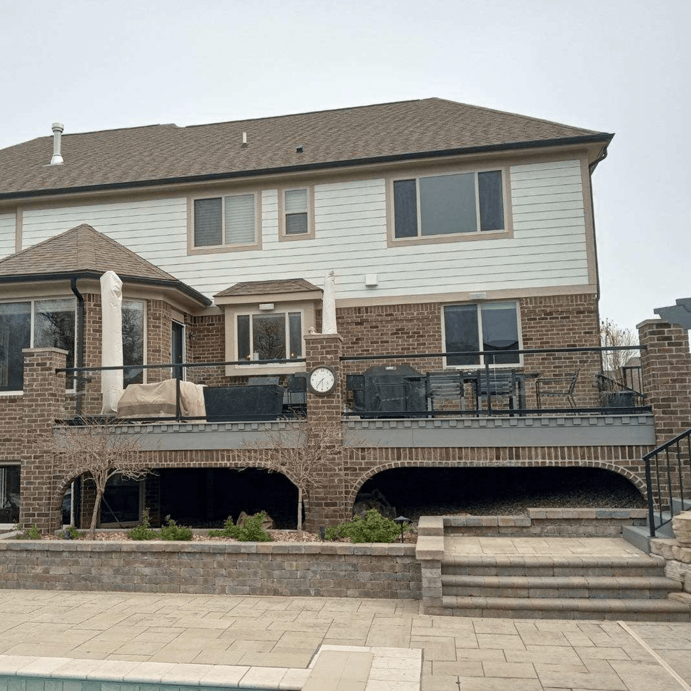 elevated patio without pergola in Oakland Township Michigan